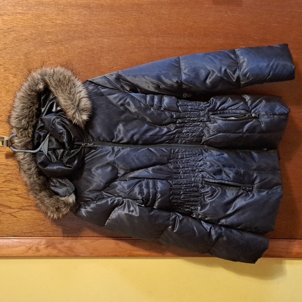Women's laundry by Shelli Segal Black Coat with Faux fur trim Hood Size Medium